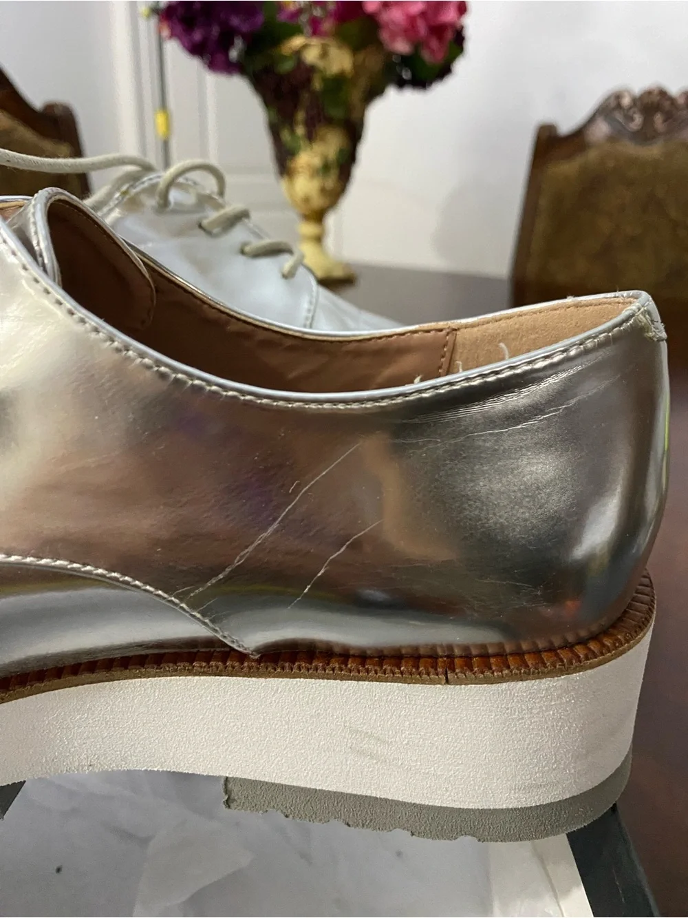 Kensie Silver Metallic Platform Oxford Shoes